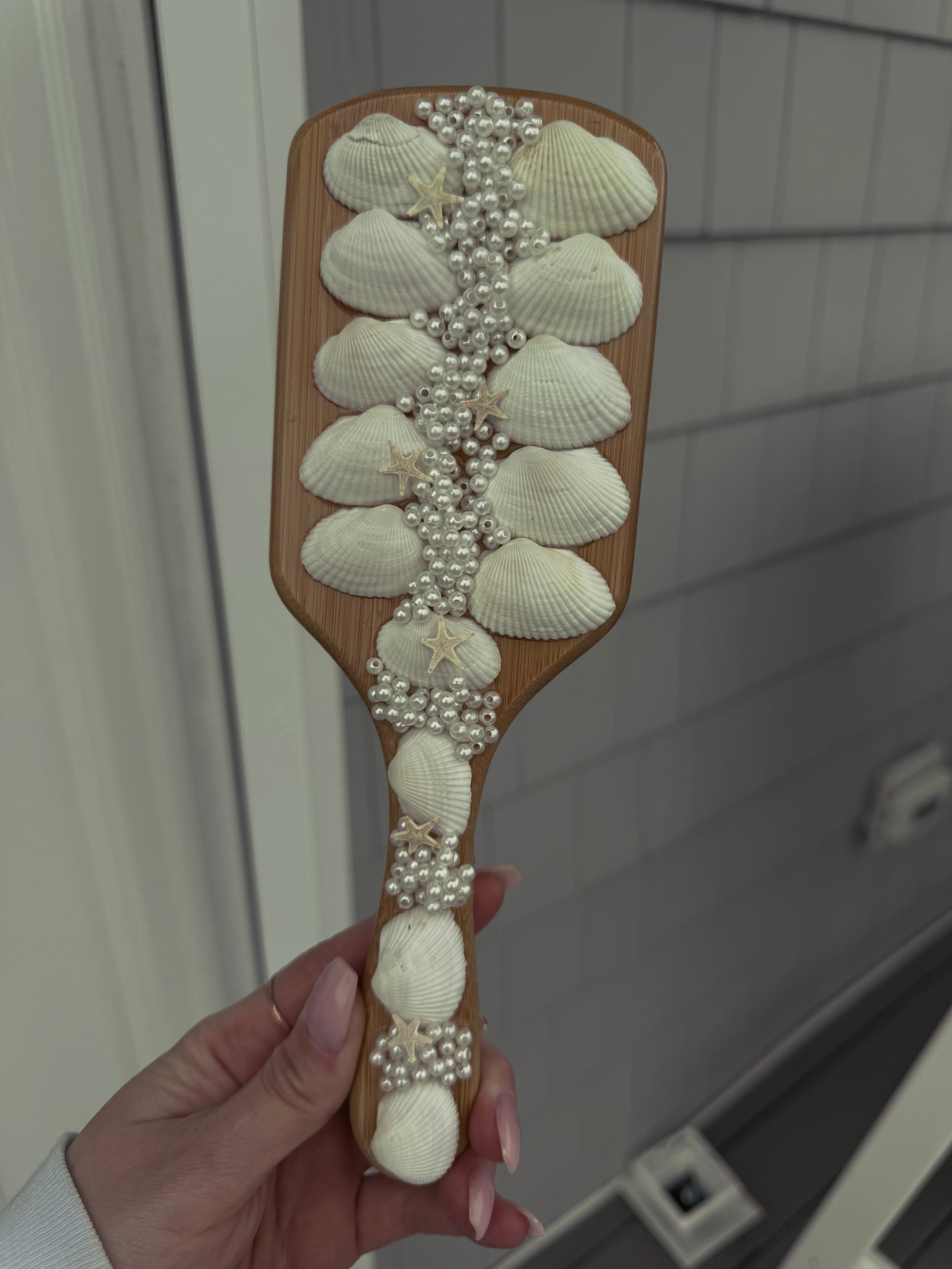 Chloe Seashell Hair Brush 5