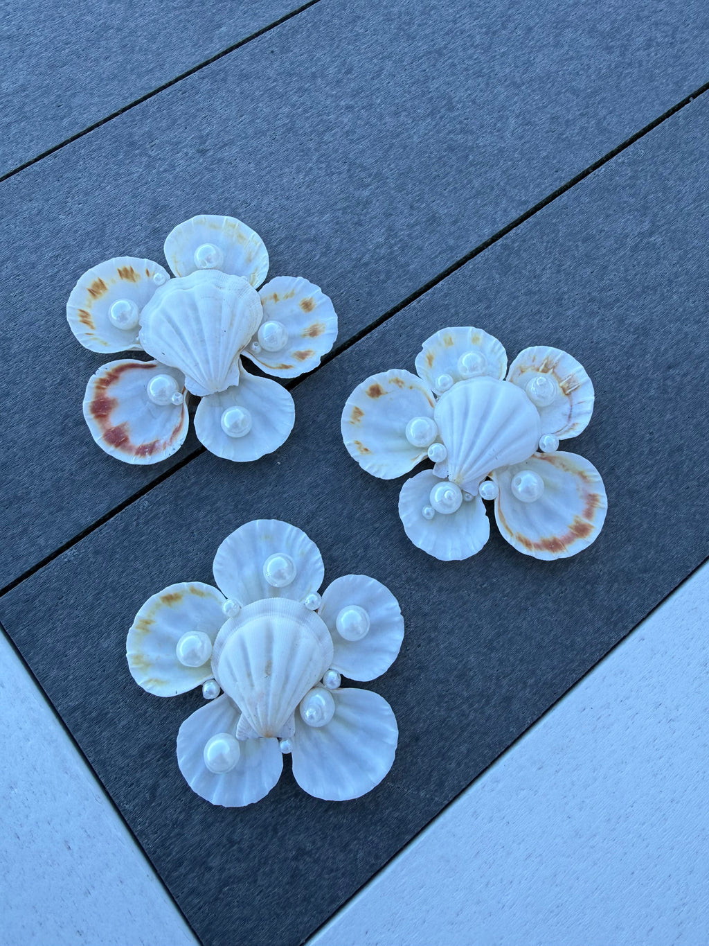 Layla Shell flower